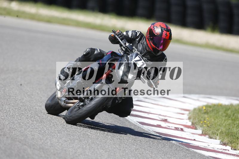 /Archiv-2025/48 25.08.2025 Cornu Master School ADR/gruen-vert/71